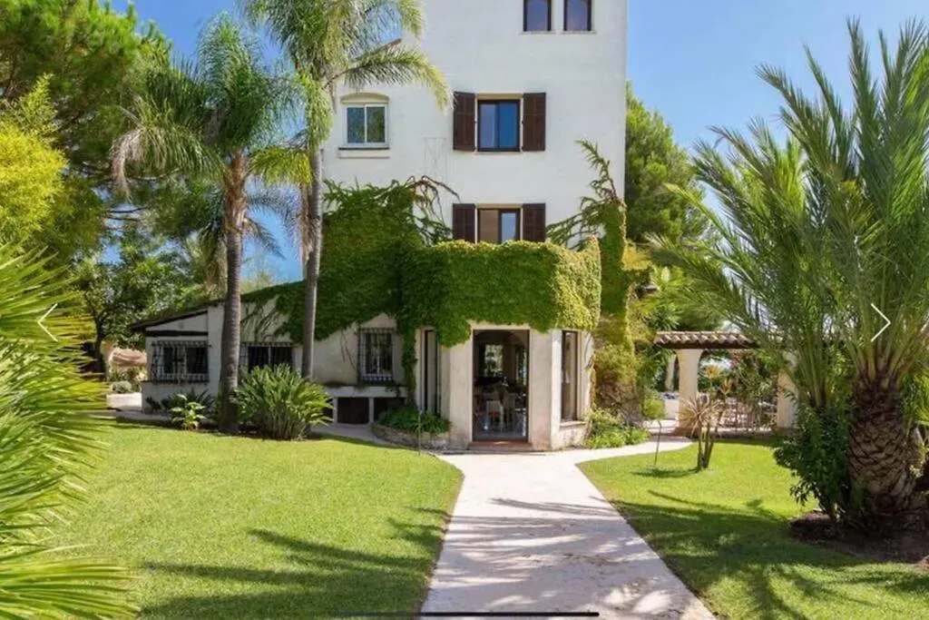 Le Castel Rose Super Cannes, Face Aux Iles De Lerins Vallauris